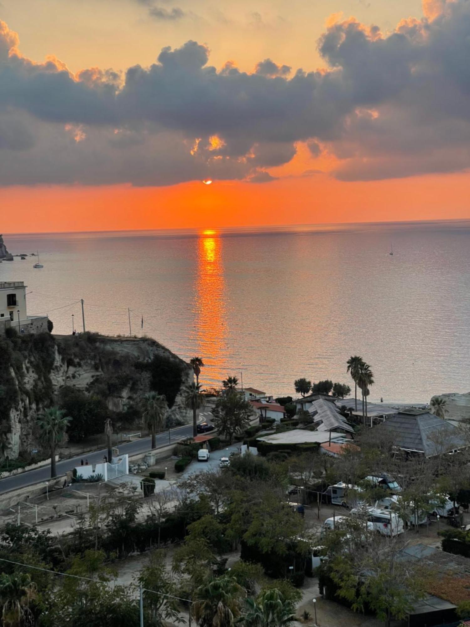 Nereide Bed and Breakfast Tropea Exteriör bild